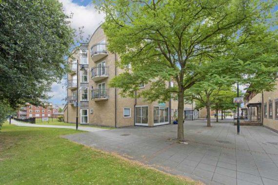 2 Bedroom Flat